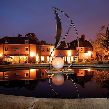 The Pinewood Hotel Slough Kültér fotó